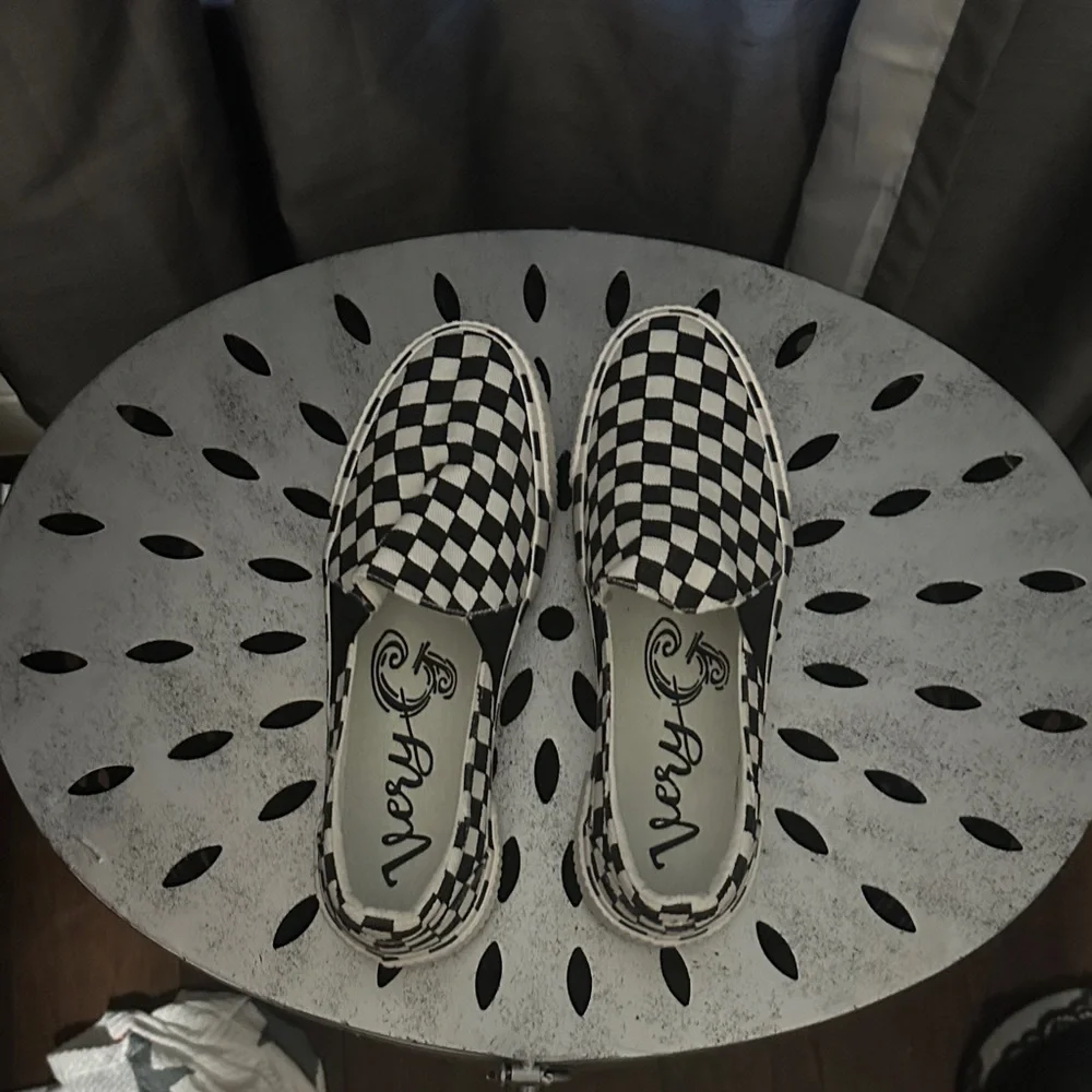 Very G Women's Black and White Checkered Slip-On Sneakers - Picture 1 of 6